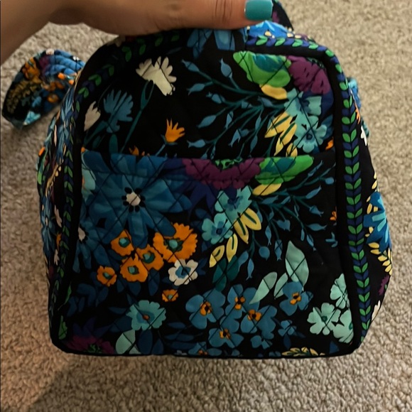 Vera Bradley Vibrant Floral Travel Bag - Picture 4 of 5